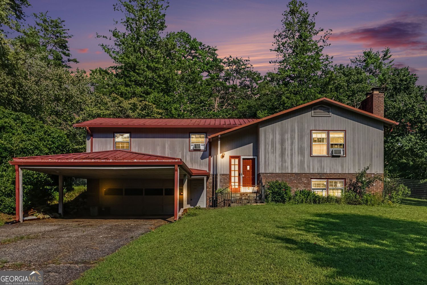 Property Photo:  462 Wall Bridge Road  GA 30523 