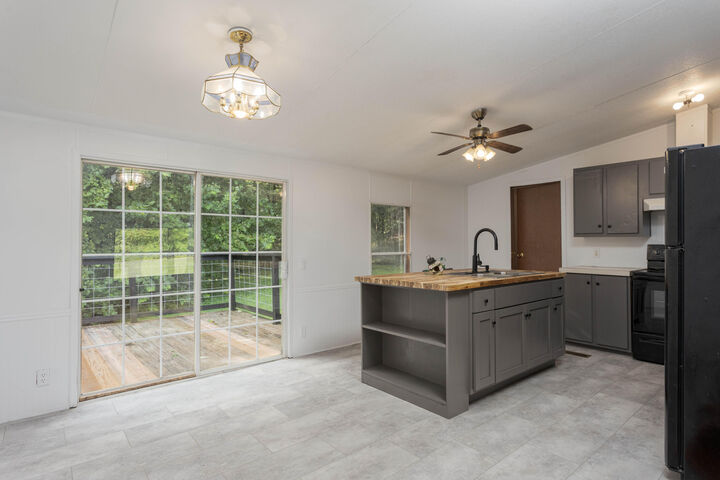 Property Photo: 316 Len Mar Road TN 37381