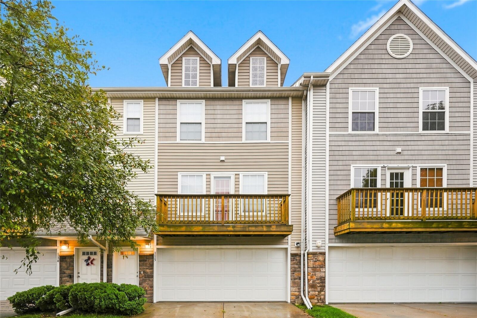 Property Photo:  2150 NE 18th Street 115  IA 50111 