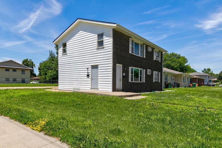Property Photo: 102 NW Sharmin Drive IA 50023
