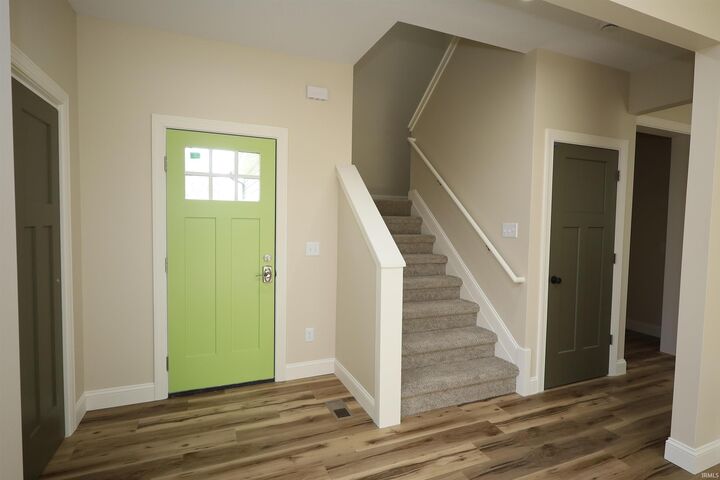 Property Photo:  5822 Fernwood Avenue  IN 46809-2026 