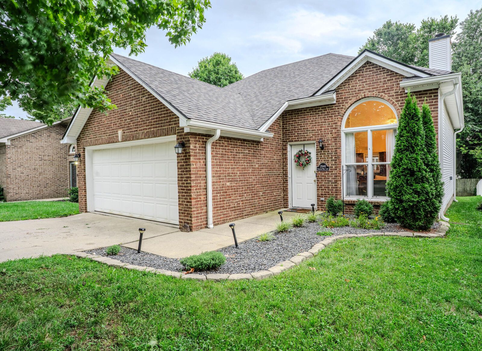 Property Photo:  2848 Gateway Park Lane  KY 40511 