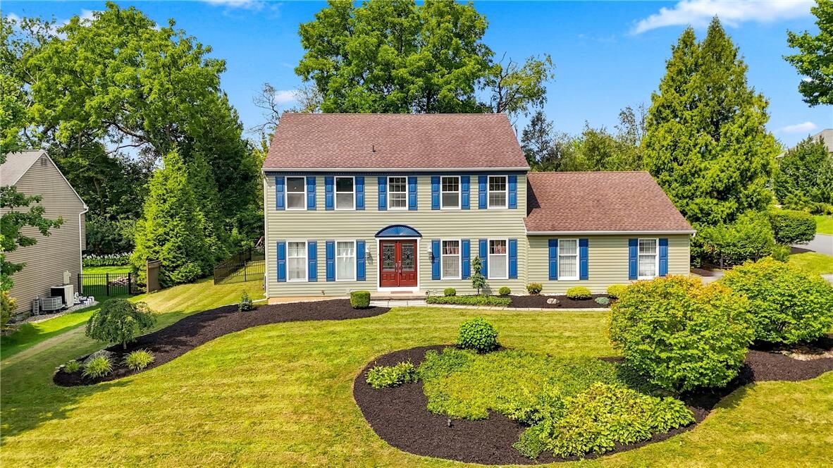 Property Photo: 2302 Stonewall Drive PA 18062
