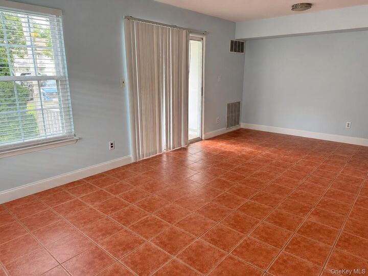 Property Photo:  161 Fairview Circle  NY 11953 