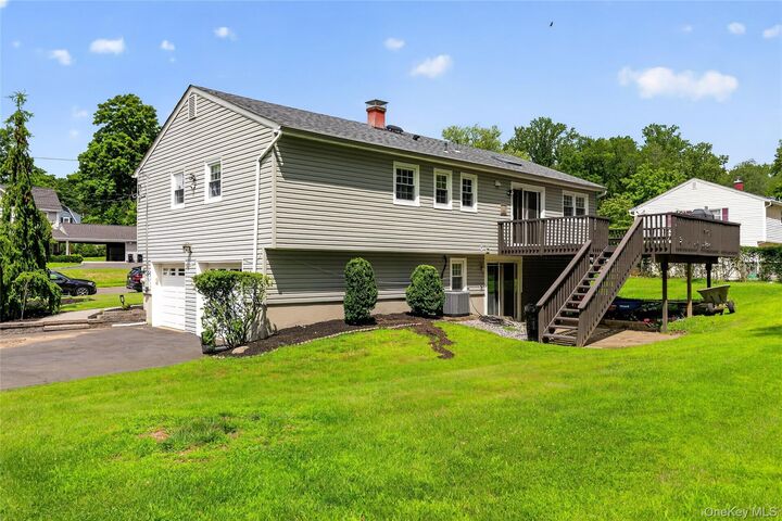 Property Photo:  6 Linda Lane  NY 10965 
