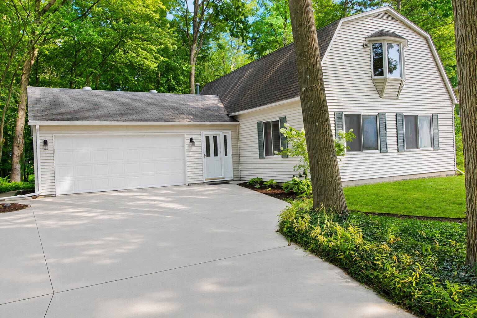 Property Photo: 5312 Perrine MI 48640