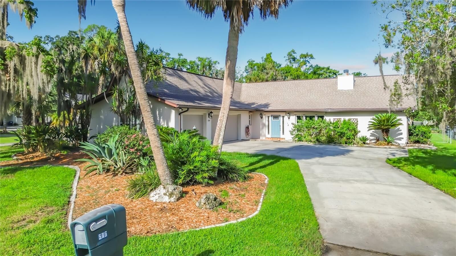 Property Photo: 536 NW 9th Avenue FL 34428