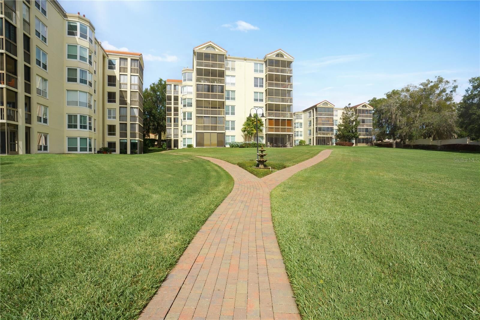 Property Photo:  204 Quayside Circle 201  FL 32751 