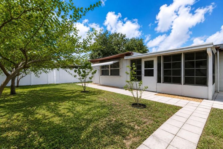 Property Photo: 3302 Rock Royal Drive FL 34691