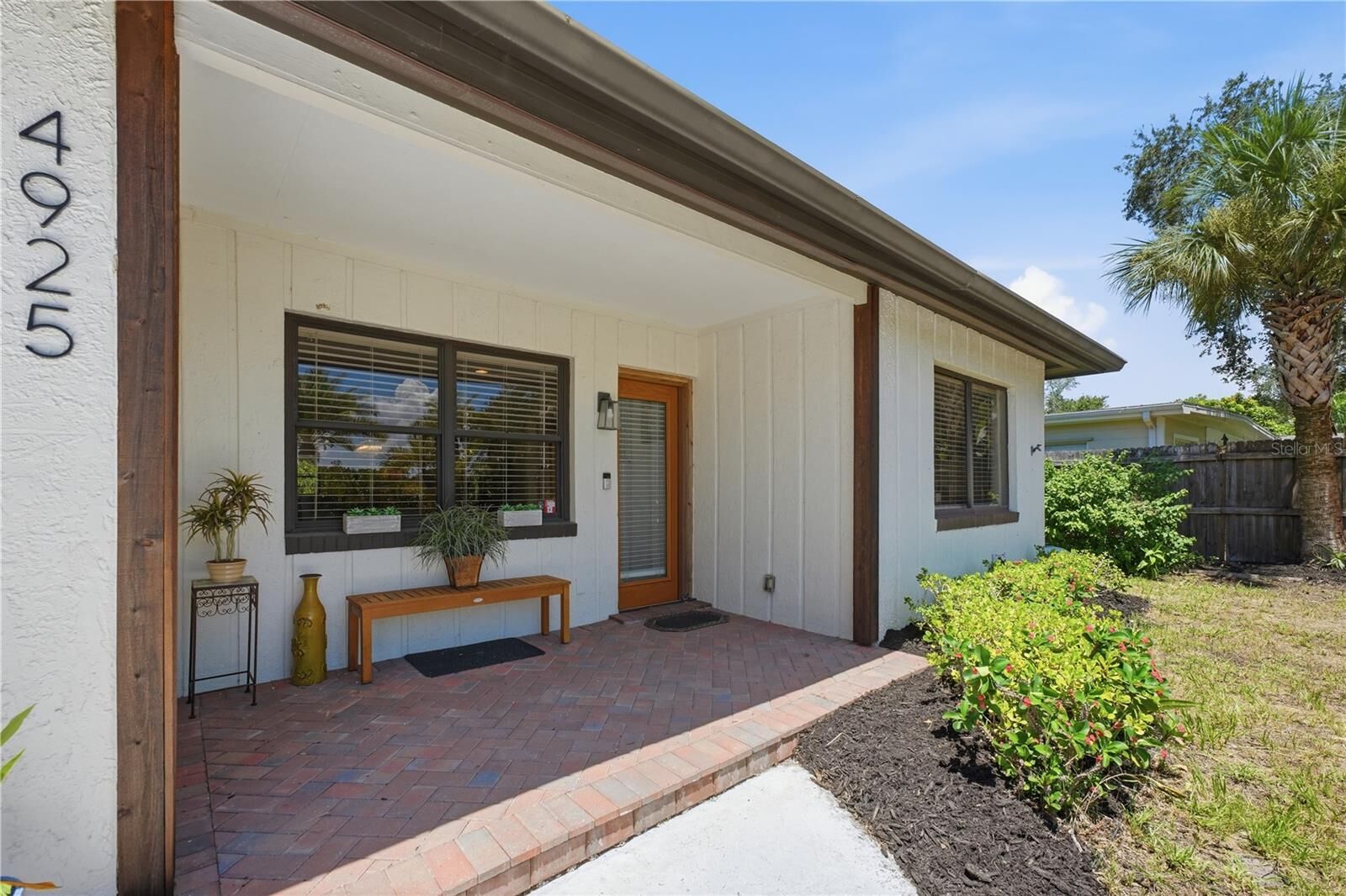 Property Photo:  4925 Remington Drive  FL 34234 