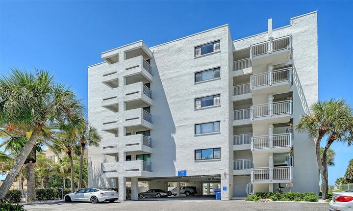 Property Photo: 1001 Point Of Rocks Road 310 FL 34242