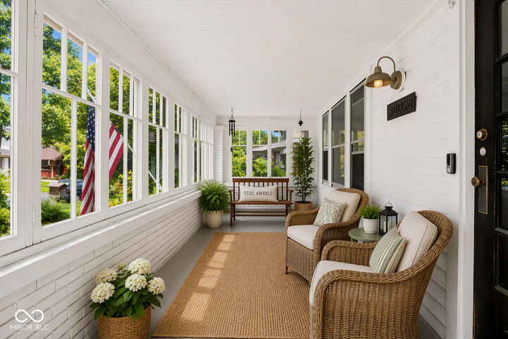 Property Photo:  49 N Kenmore Road  IN 46219 