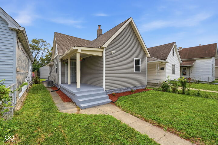 Property Photo:  2121 Webb Street  IN 46225 