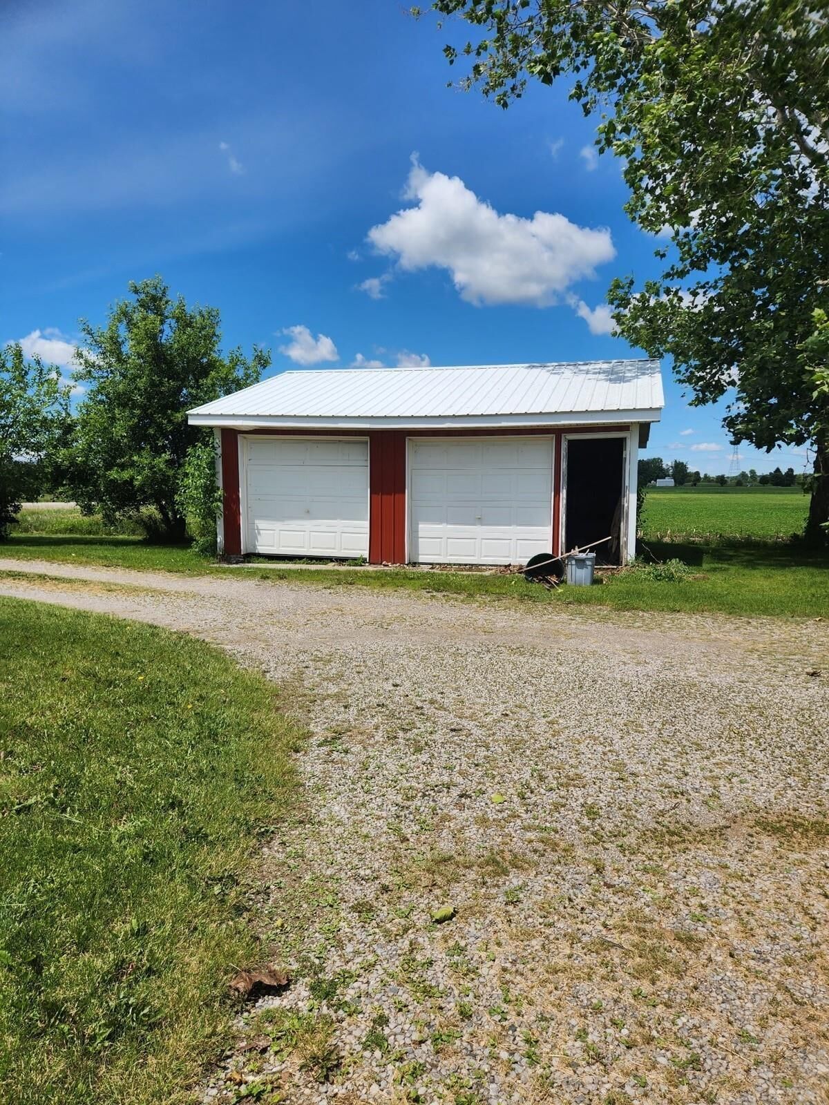 Property Photo: 71040 Omo Road MI 48062