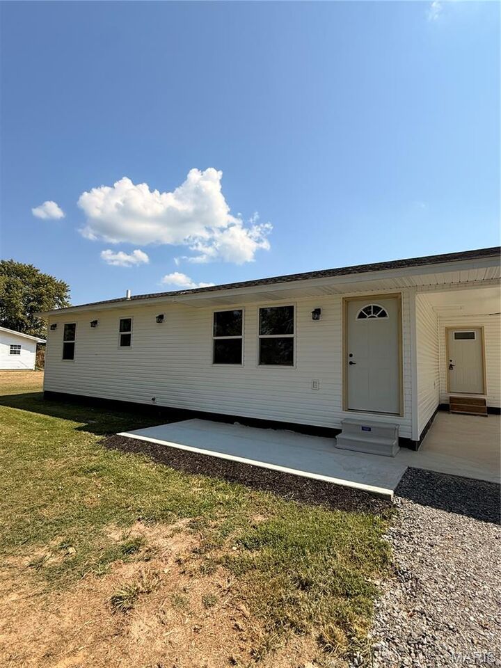 Property Photo:  39594 County Road 227A  MO 63933 