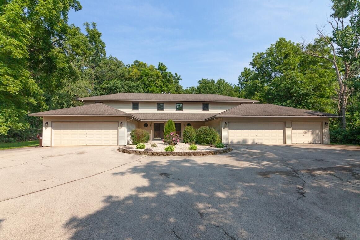 Property Photo: 126 N Lapham Peak Rd WI 53018
