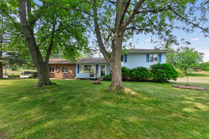 Property Photo: 4788 Moon Lake Road MI 49201