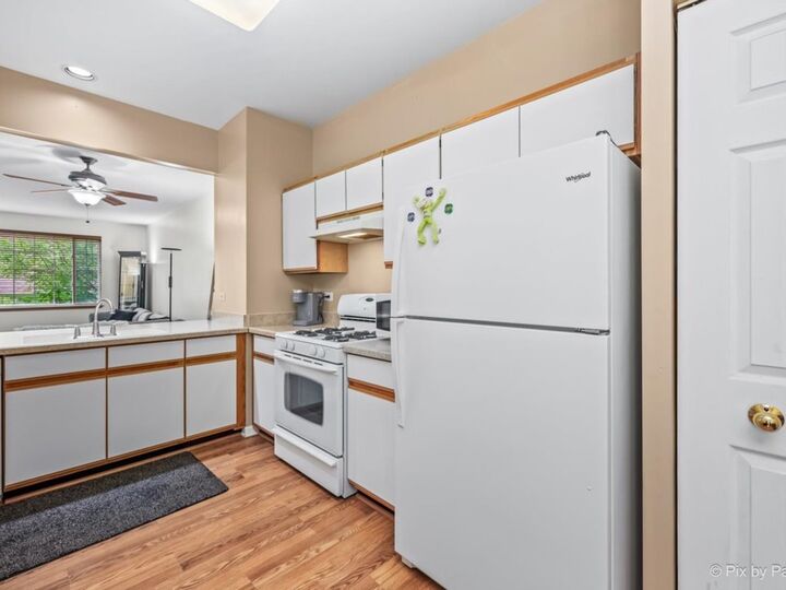 Property Photo:  2259 Lake Ridge Drive  IL 60139 