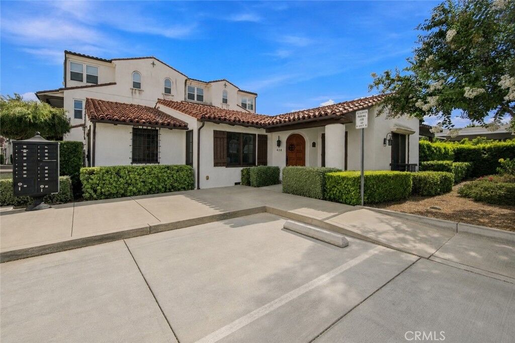 Property Photo:  438 W Duarte  CA 91016 