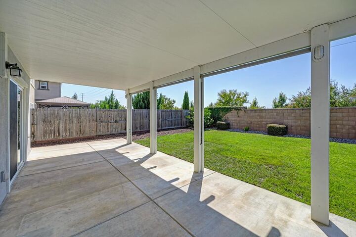 Property Photo: 7136 Corvus Circle CA 95747