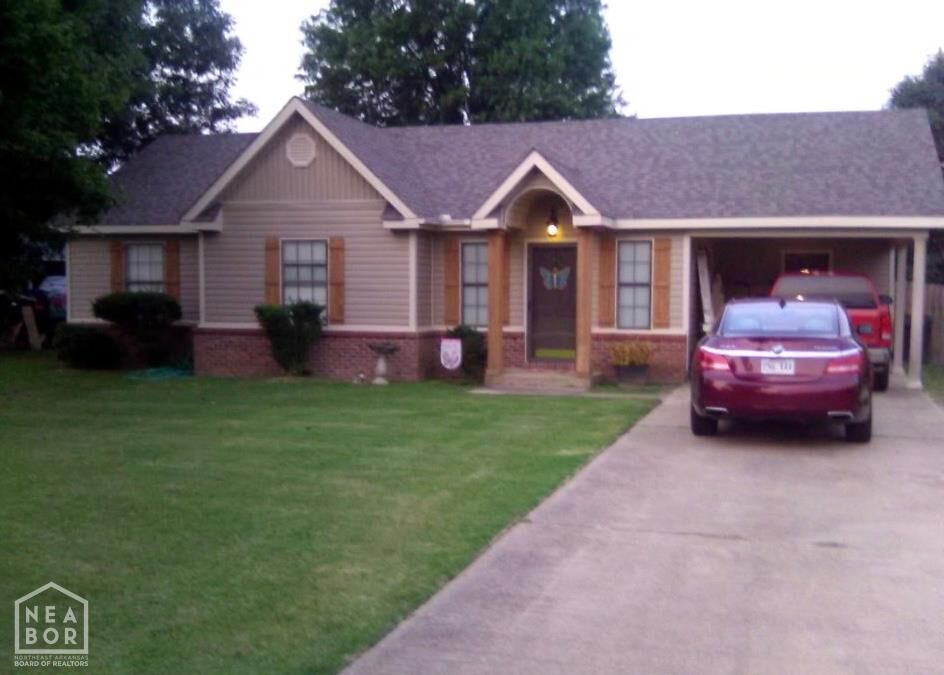 Property Photo: 608 Windrew Circle AR 72405