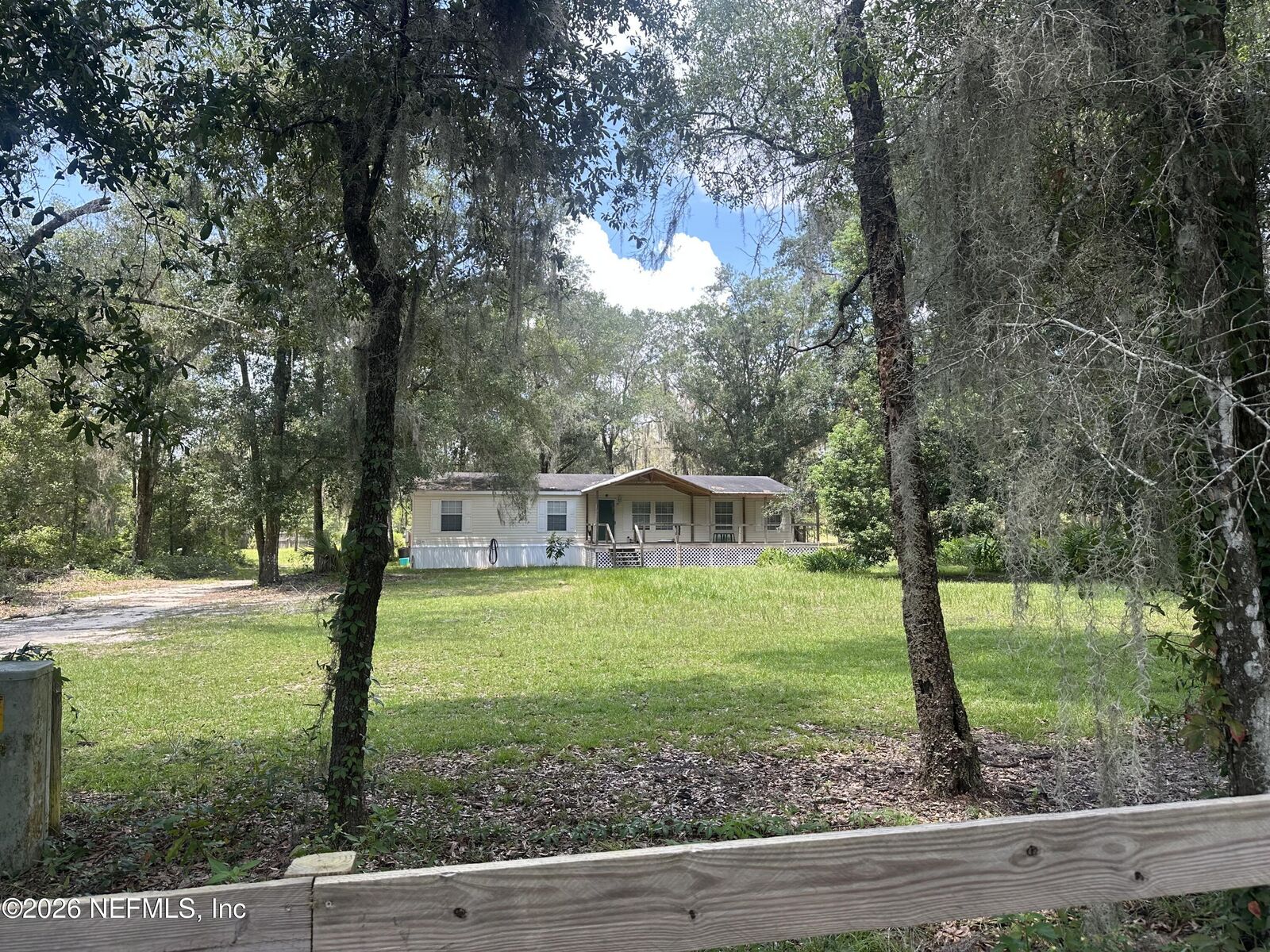 Property Photo:  101 W Strickland Road  FL 32148 