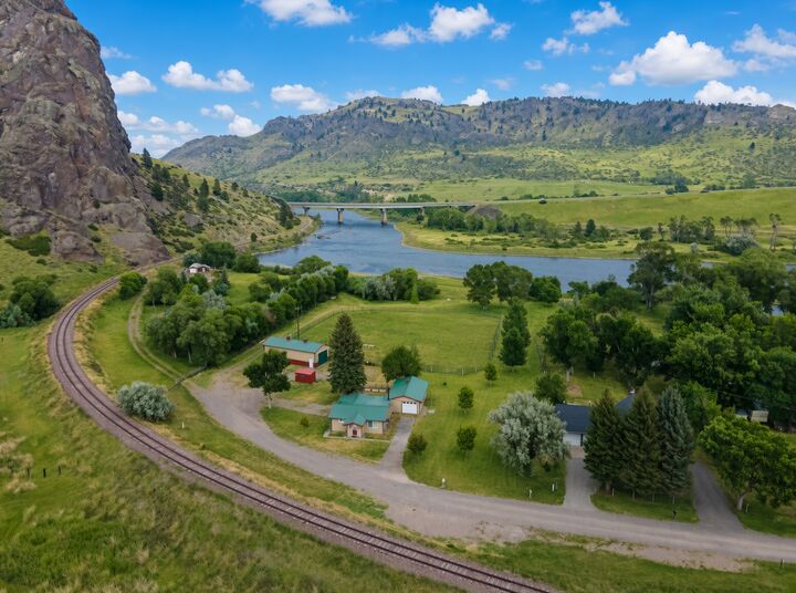 Property Photo: 81 Seibold Lane MT 59421