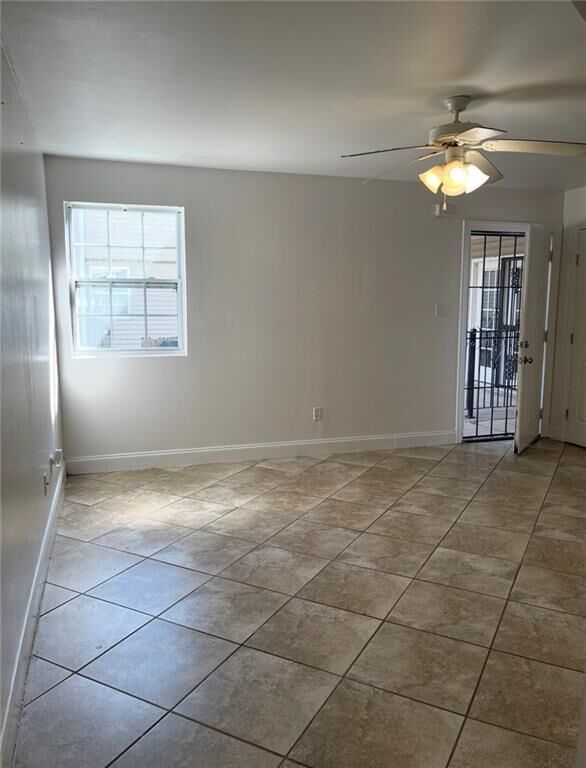 Property Photo:  4854 Pontchartrain Drive 10  LA 70458 