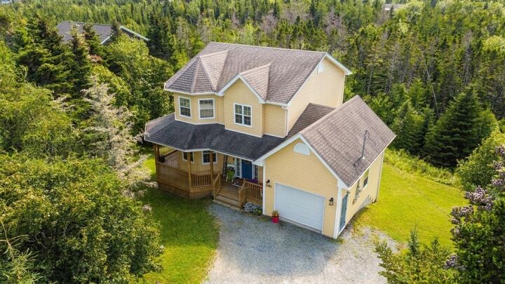 121 Greenough Drive — photo 1