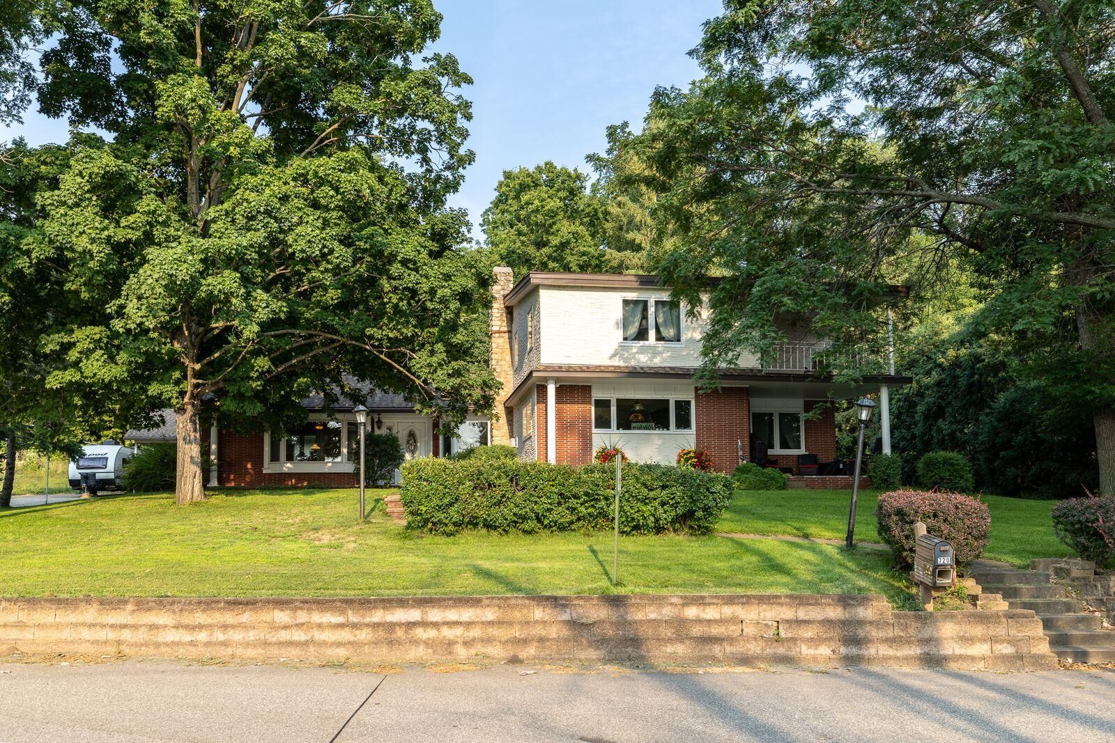 Property Photo:  720 Lake Street N  WI 54021 
