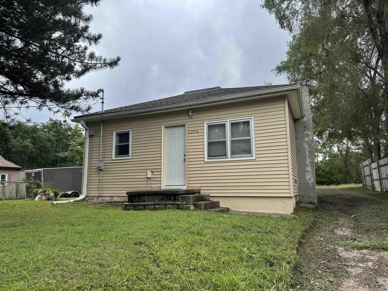 Property Photo: 3204 14th St. IA 51105