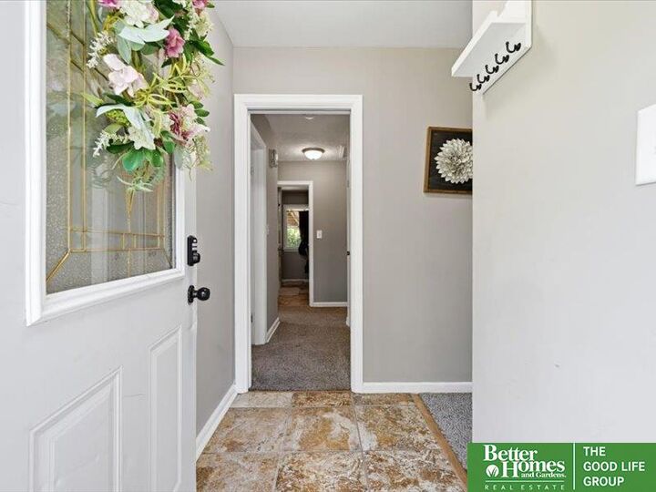Property Photo:  6556 N 34th Street  NE 68112 
