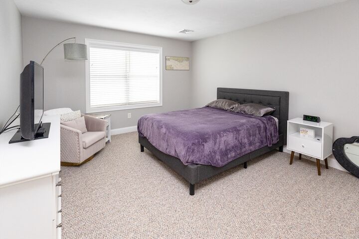 Property Photo:  1 Driftwood Dr 1  MA 02375 