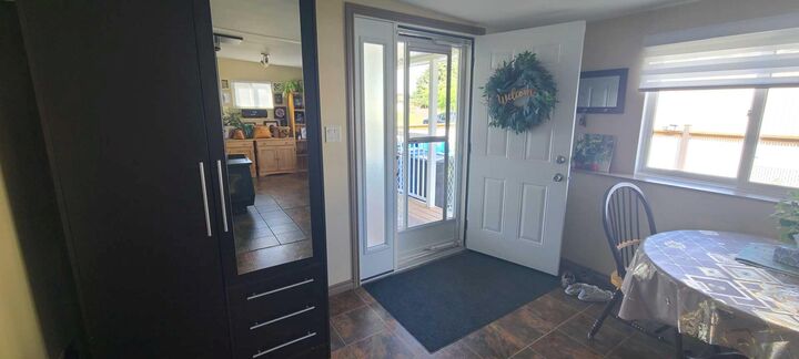 Property Photo:  5714 52 Street  AB T0H 1W0 