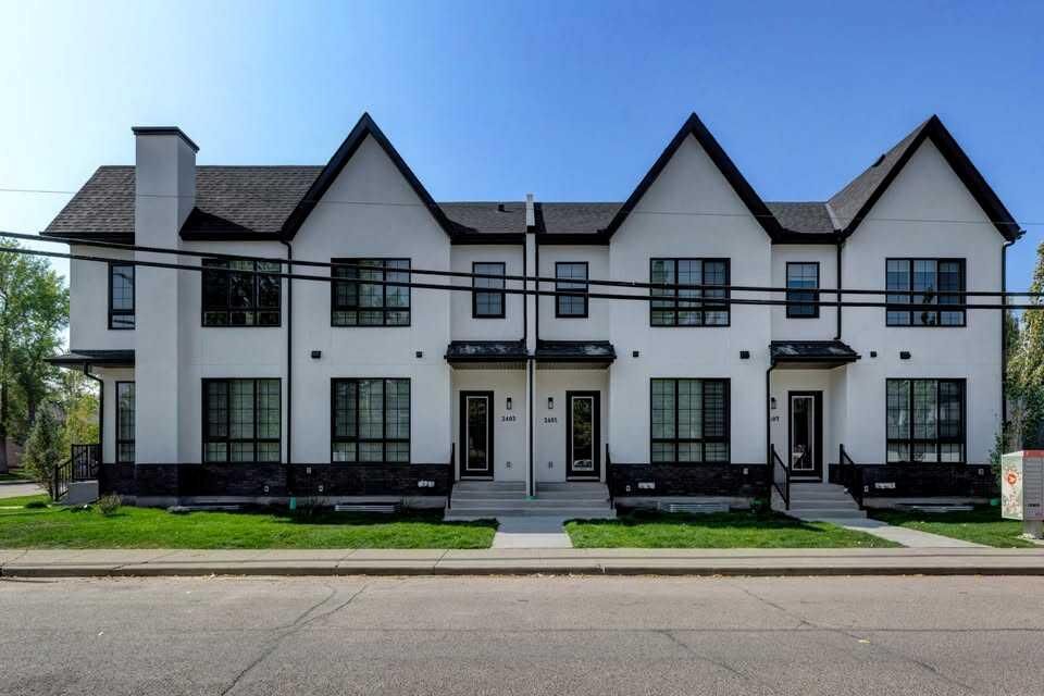 Property Photo: 1204 5 Street NE AB T2E 0Z7