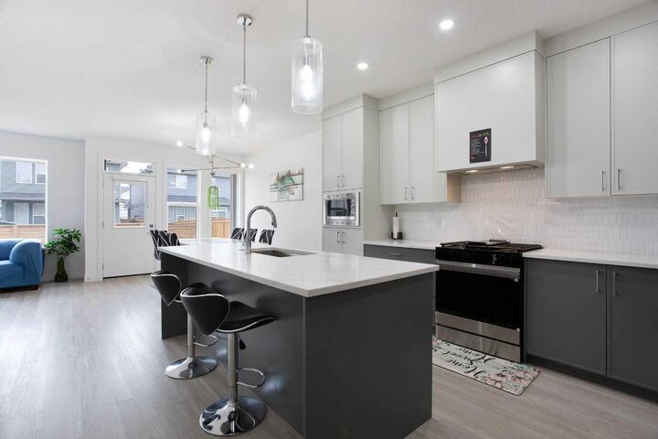 Property Photo: 91 Copperhead Grove SE AB T2Z 5H4