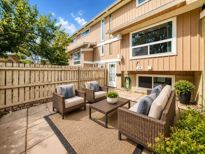Property Photo: 11010 Bonaventure Drive SE 403 AB T2J 3A8