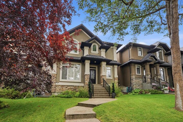 Property Photo: 4221 17 Street SW AB T2T 4P7
