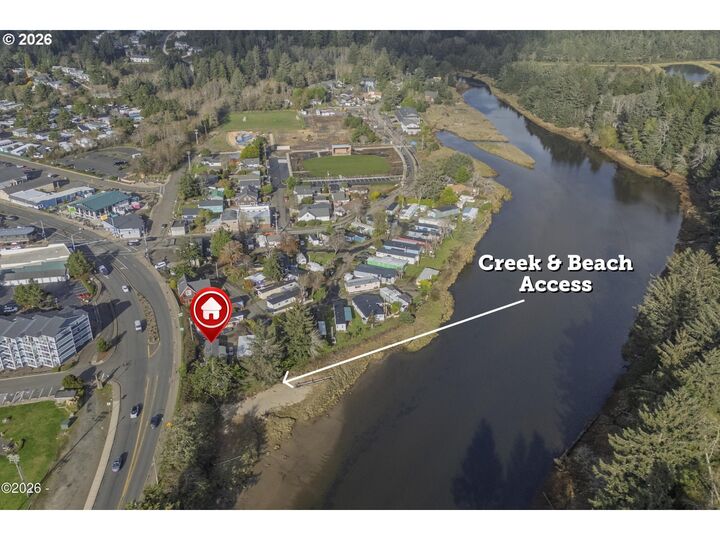 Property Photo:  5142 SE Highway 101 13  OR 97367 