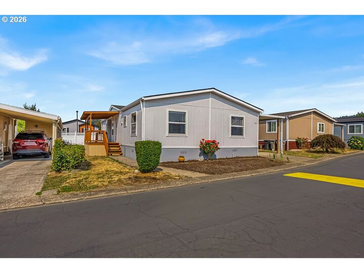 Property Photo: 12450 SW Fischer Rd 235 OR 97224