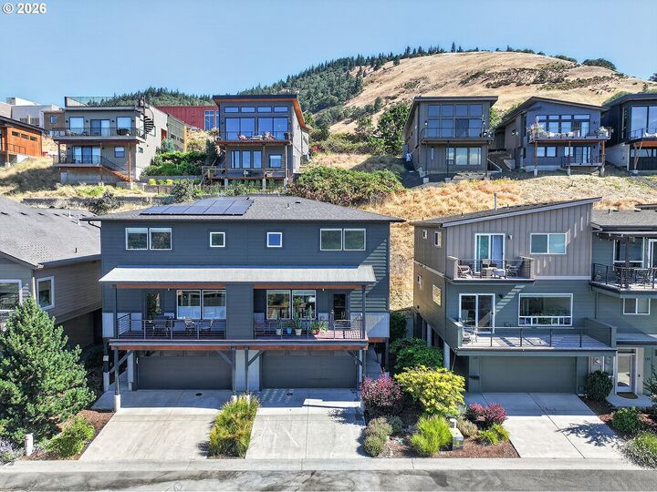 Property Photo:  119 Ingram Pl  WA 98672 