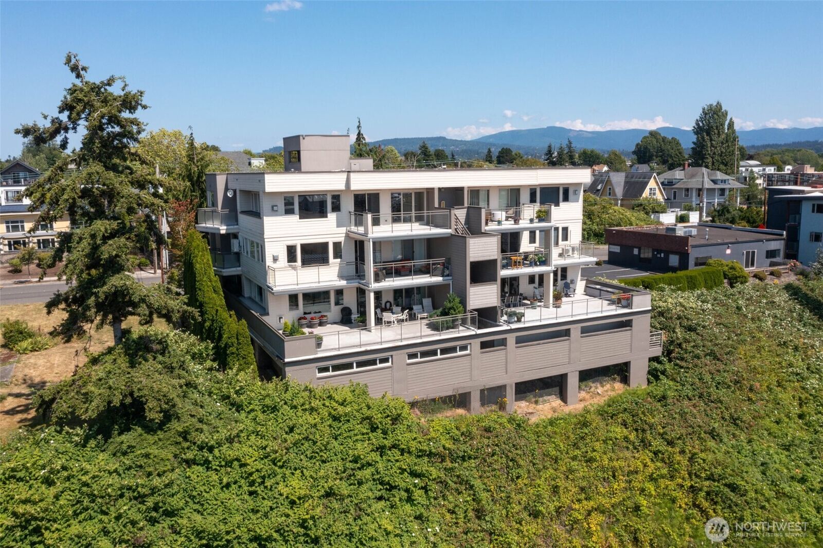 Property Photo: 1301 W Holly Street 302 WA 98225