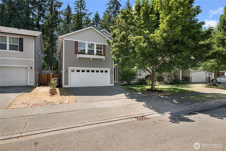 Property Photo:  24233  237th Way  SE  WA 98038 
