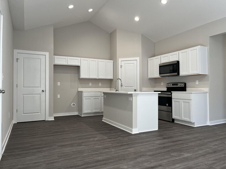 Property Photo:  12013-12015 W Fontana St  KS 67205 