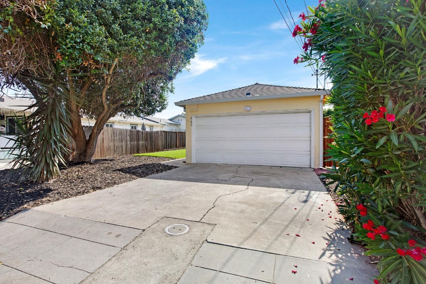 Property Photo:  662 Drake Street  CA 95125 