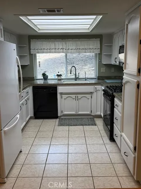 Property Photo:  7300 Bella Vista  CA 93422 