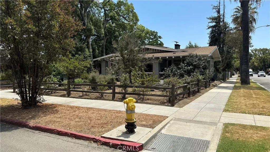 Property Photo: 425 W E Street CA 91762