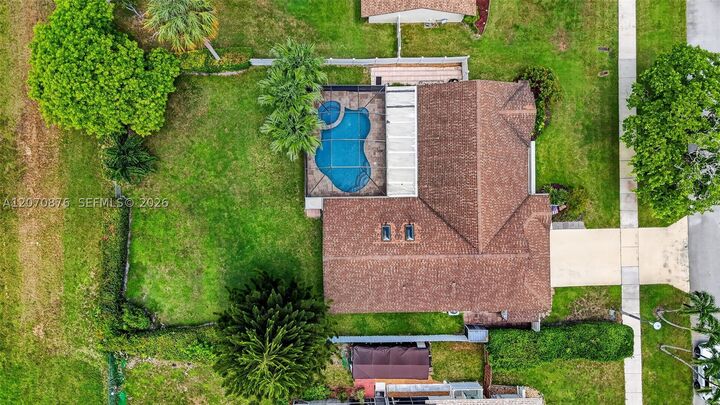 Property Photo:  4225 NW 7th Pl  FL 33442 