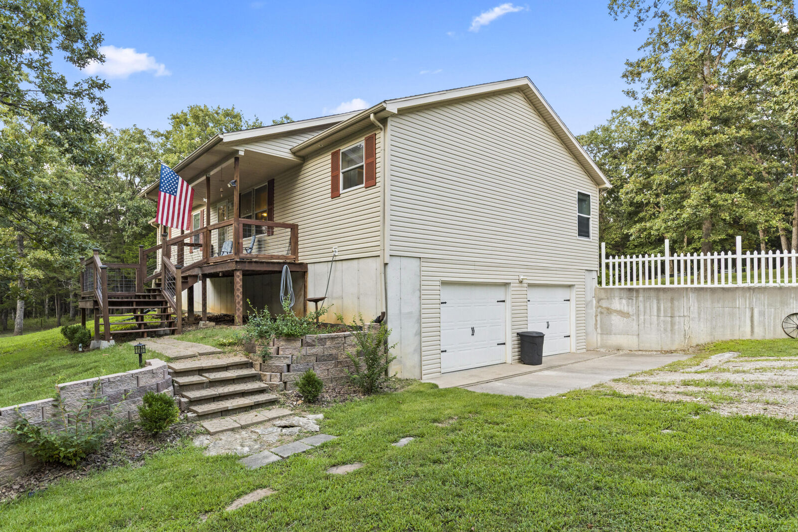 Property Photo:  18275 New Hermitage Drive  MO 65668 