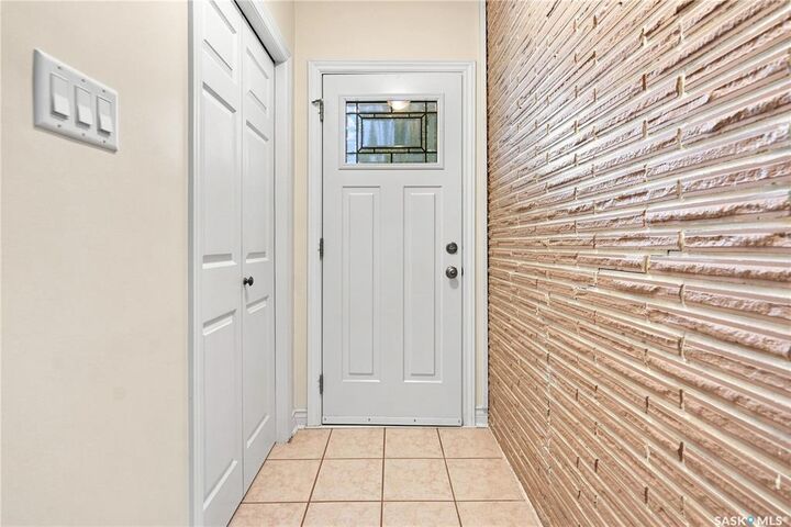 Property Photo: 220 Frontenac Drive SK S4S 3B5